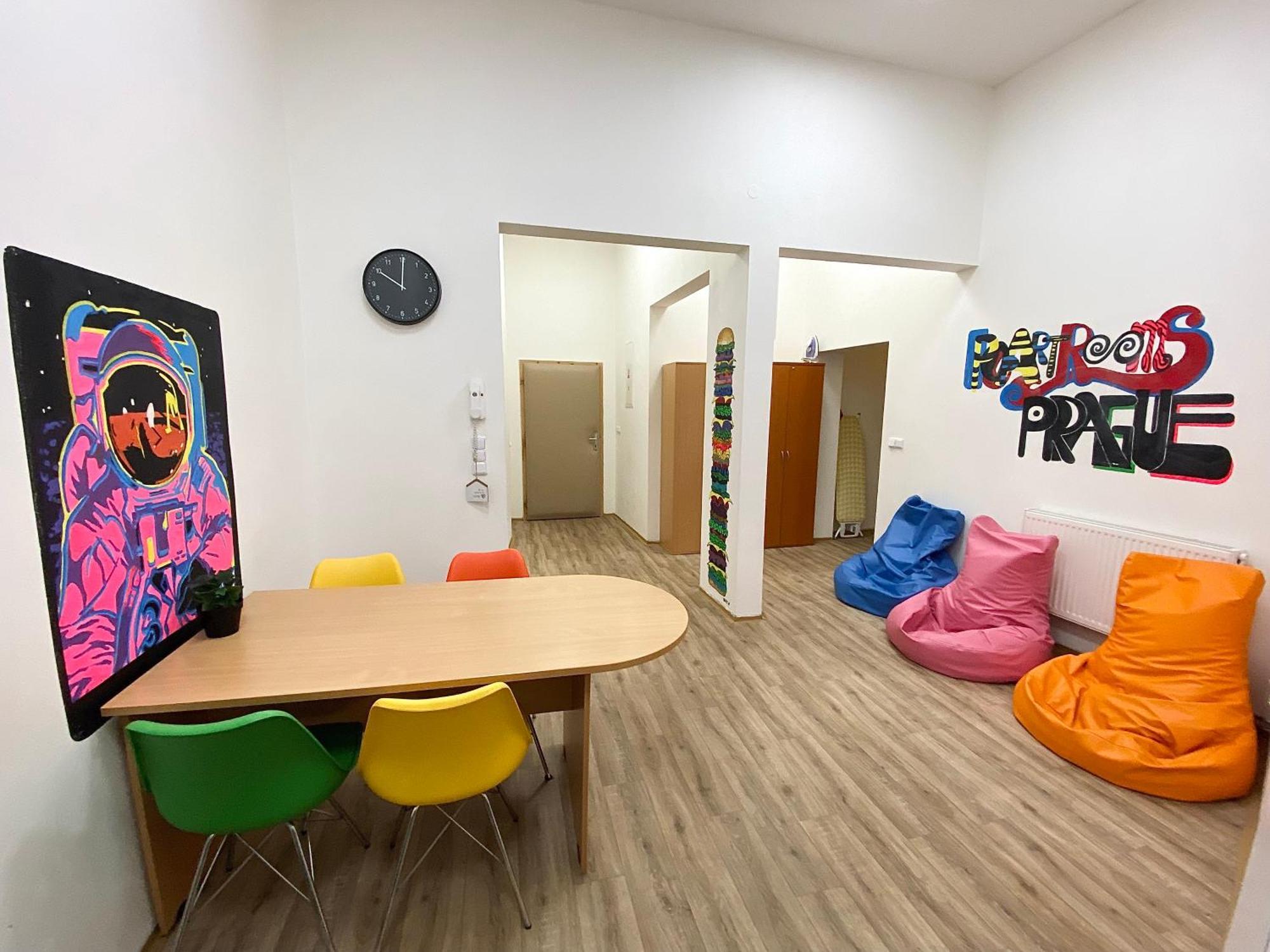 Pop Art Rooms Prag Exterior foto